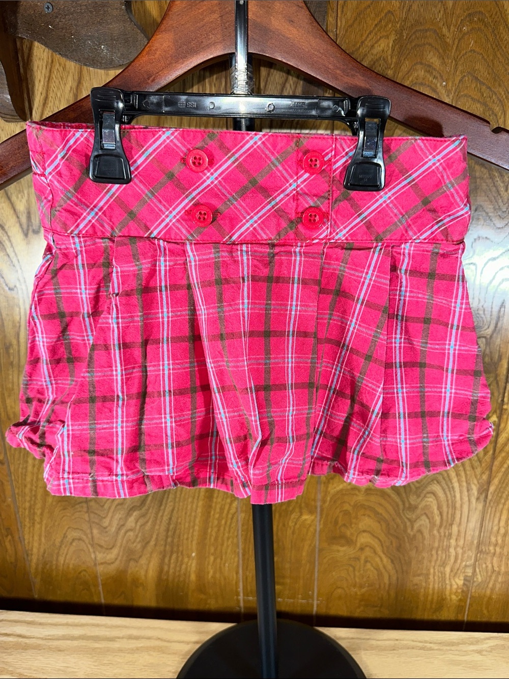 🎉healthtex Red Plaid Skort-Style Shorts with Button Accents. D309